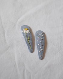 Haarspeldjes blauwe narcis + stippen