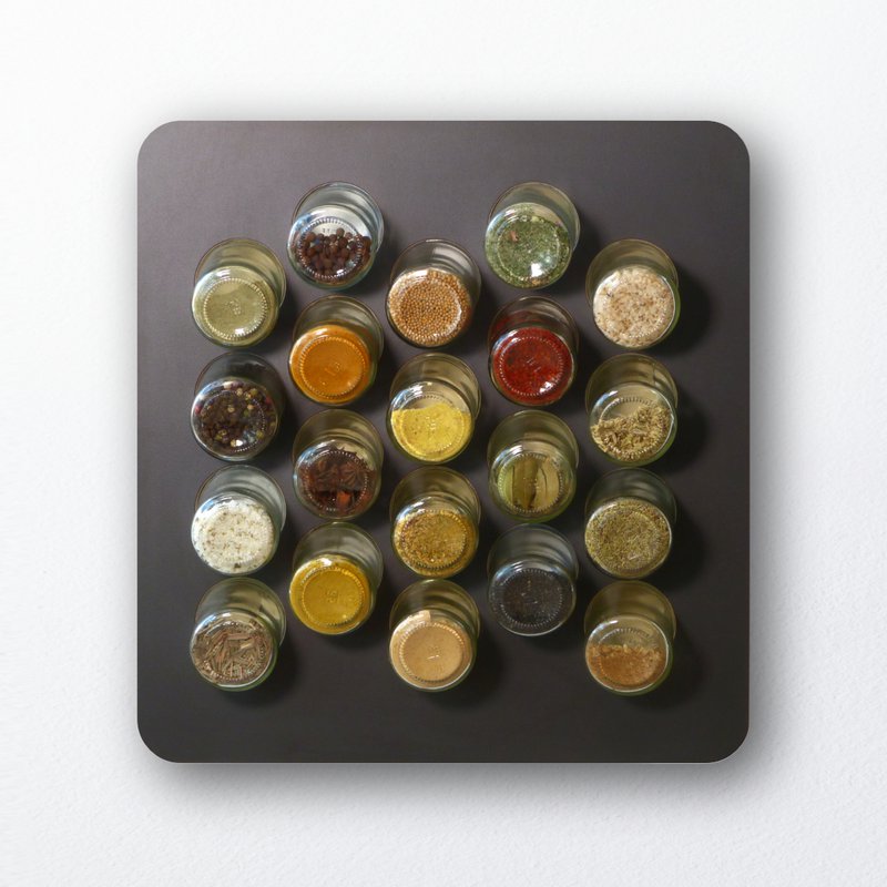 Étagère à épices · COLOR-MIX : noir, blanc, gris-brun · avec 20 verres · contreplaqué de bouleau · Façade HPL