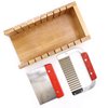 Seifenlaib-Ausstecher-Set aus Holz – gewellter und gerader Ausstecher