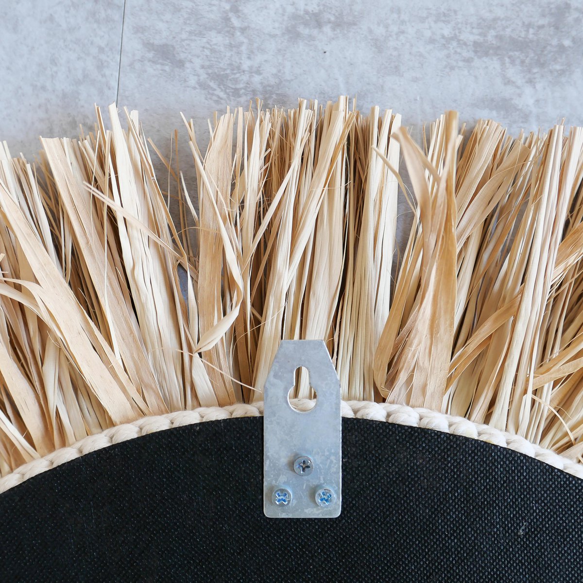 Ronde spiegel van raffia met kaurischelpen - Mawi ø70cm