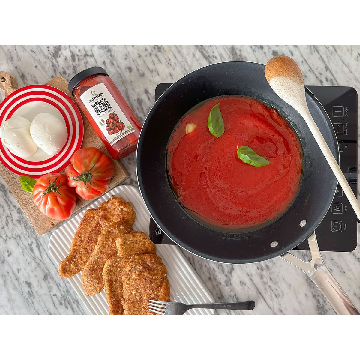 Luisa Pantaleo Passata Mischung aus Bio-Penny- und Regina-Tomaten, hergestellt in Italien