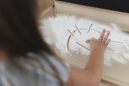 Verstelbare kinderkunsttafel Julle