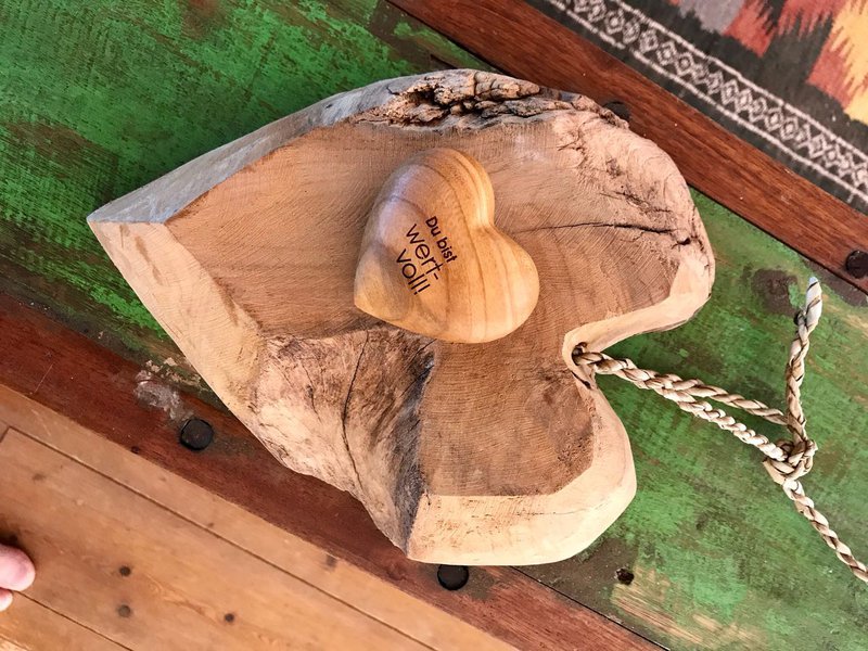 Thankgoods Hand Flatterer Coeur en bois Vous êtes précieux ! comme idée cadeau pour elle et lui !