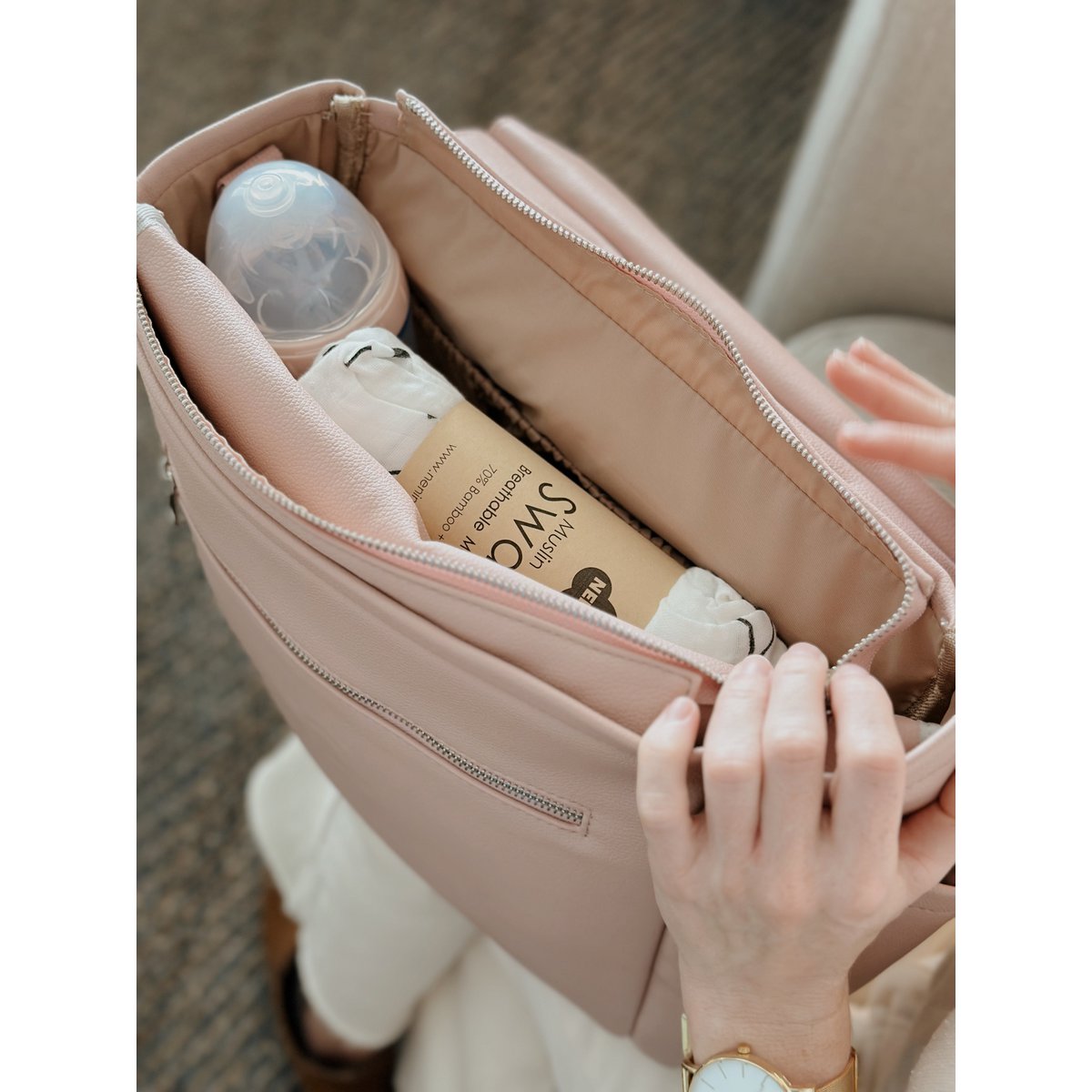 MIREM Umstandstasche von Nenina & Co. Blassrosa + Wickelauflage als Geschenk