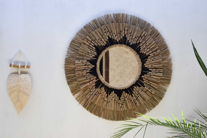 Seagrass mirror with macrame details - Ambon Black ø70cm