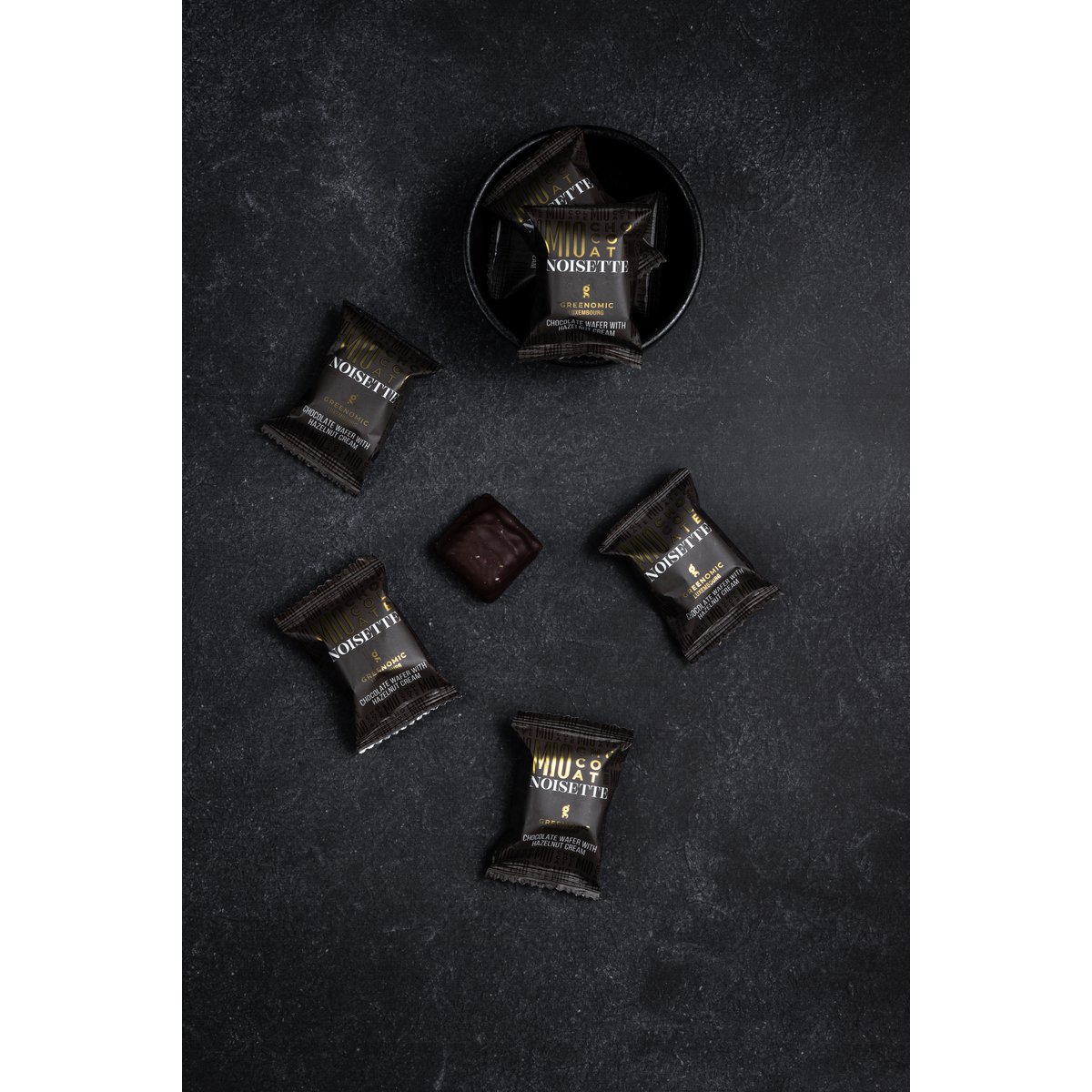 MIO Chocolate Hazel Wafer Praline