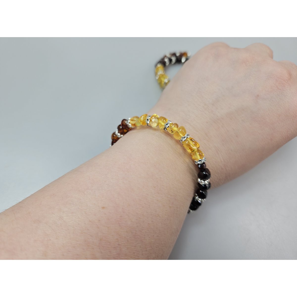Bracciale con pietra preziosa d'ambra, regalo souvenir, bracciale portafortuna