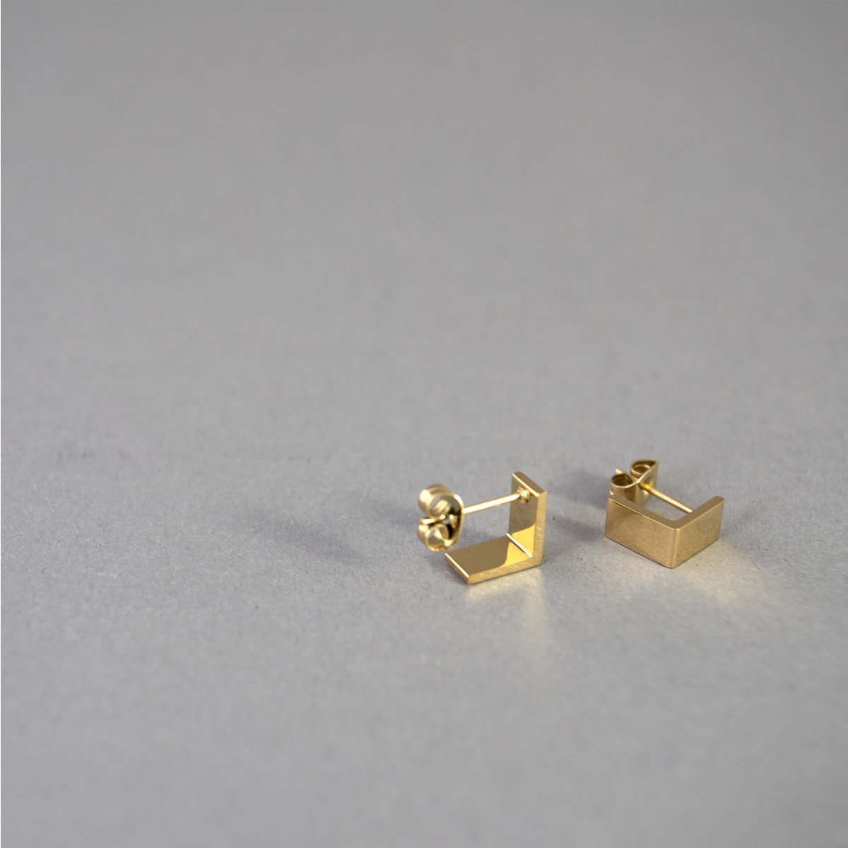 MINI SQUARE Gold Earrings