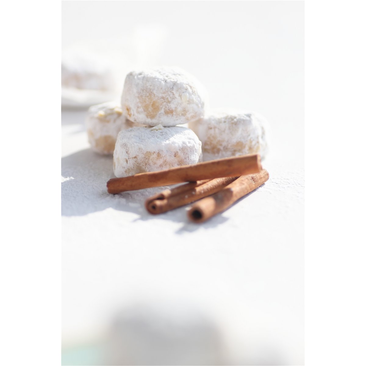 Kourabies Cinnamon - Greek shortbread cookies