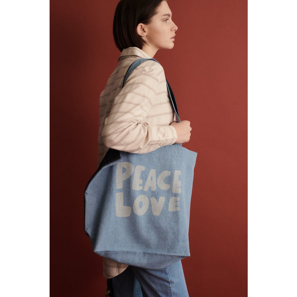 Peace Love bag made of denim