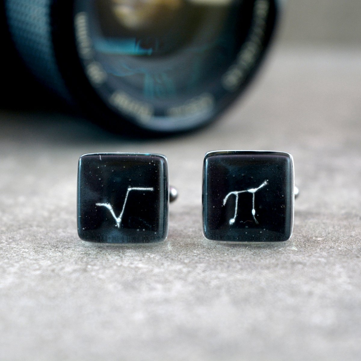 Science Cuff Links med matematiksymboler PI og Square Root, Black Color, Wedding Accessories til mænd