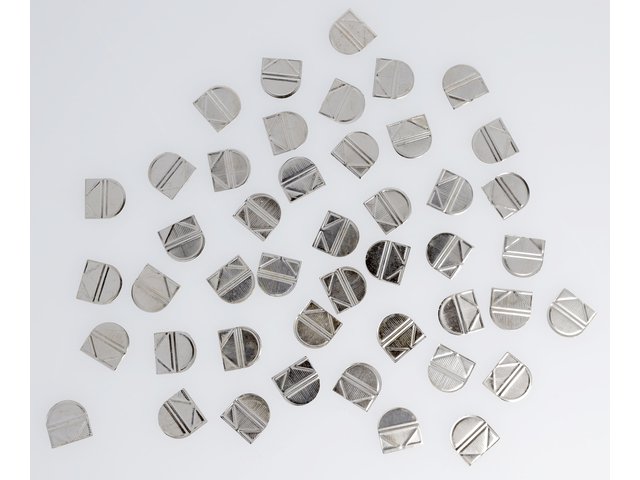 Clip per angoli Westcott in plastica argentata. scatola da 100 pezzi