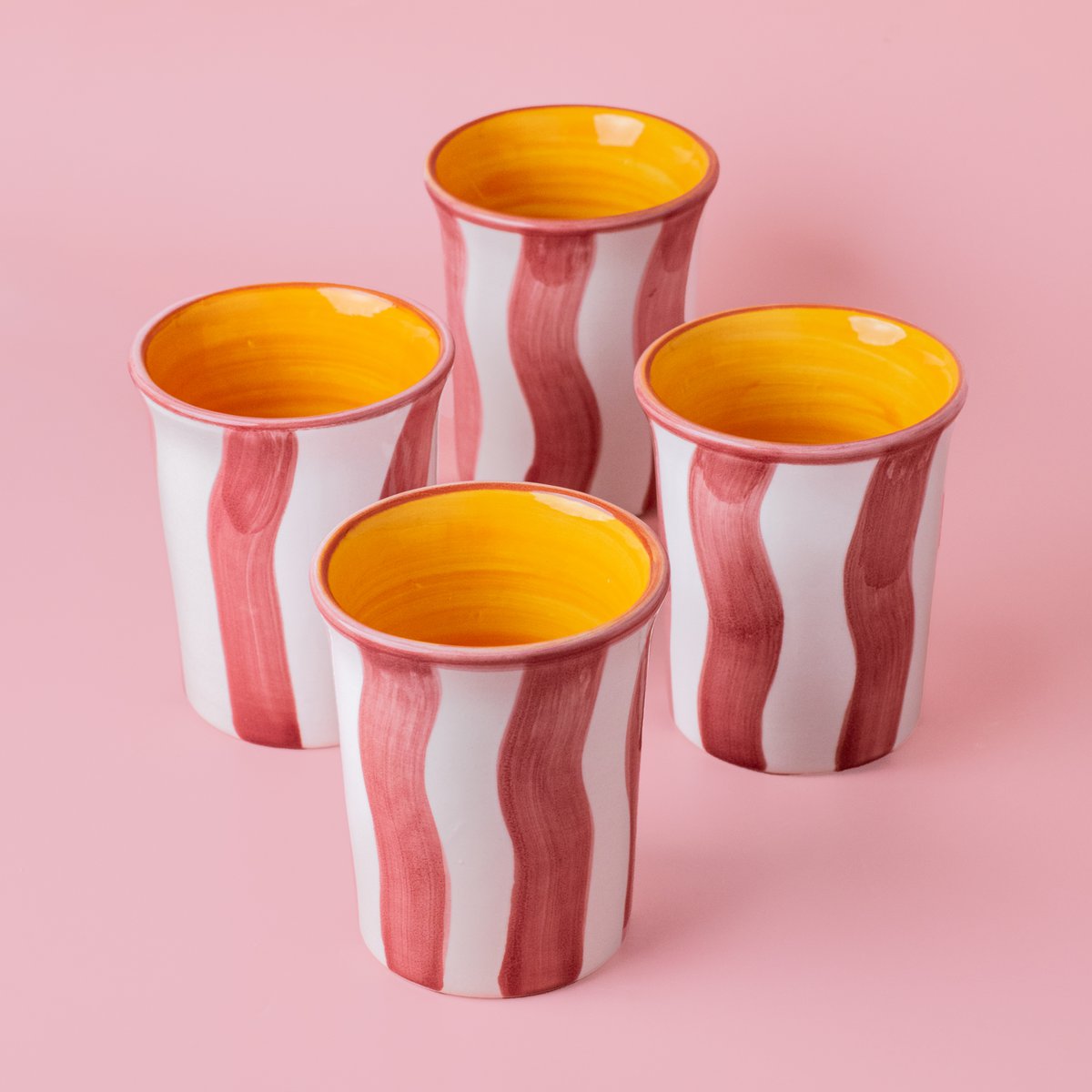 Keramik-Frühstückstasse 250 ml / Weiße und rosa Streifen PACA