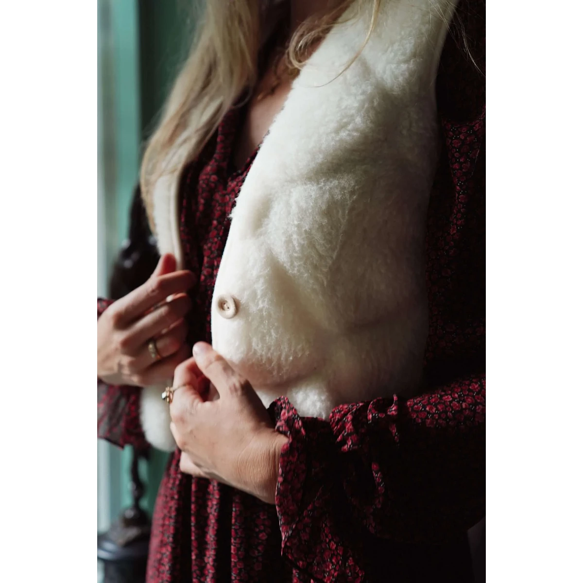 Wool Vest - Flat White Bubble Shorty