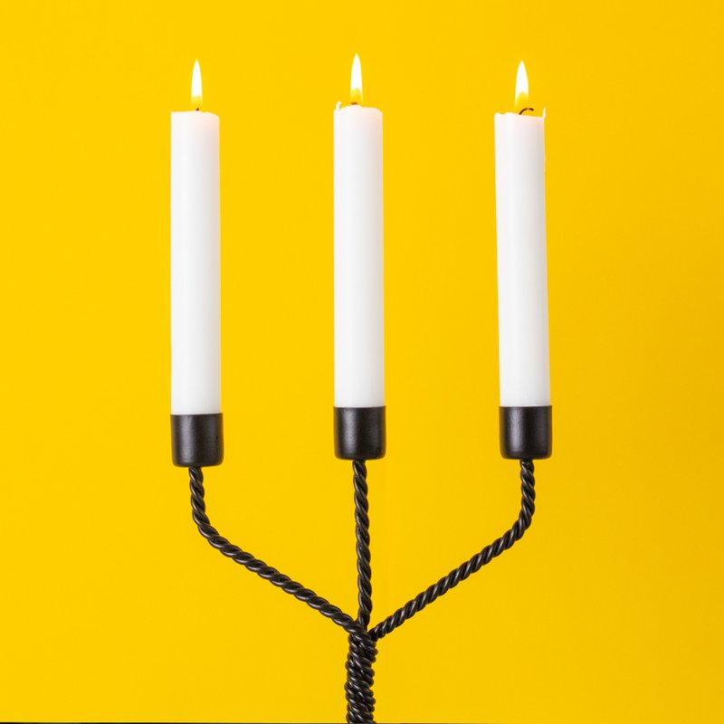 TWISTED CANDLEHOLDER