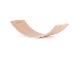 Wooden balance board for kids, featuring a curved design in a natural wood color with the Capikooa brand name printed on it. Suitable for indoor and outdoor play, promoting balance and coordination development.