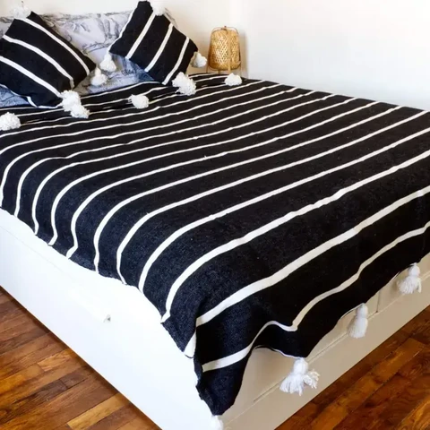 Berberplaid mit Pompons – 100 % Baumwolle