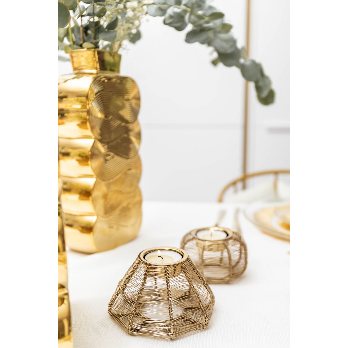 Conical candlestick gilded wire 11x11x6cm