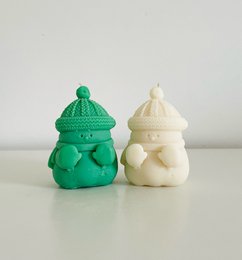 Candela pupazzo di neve versata a mano