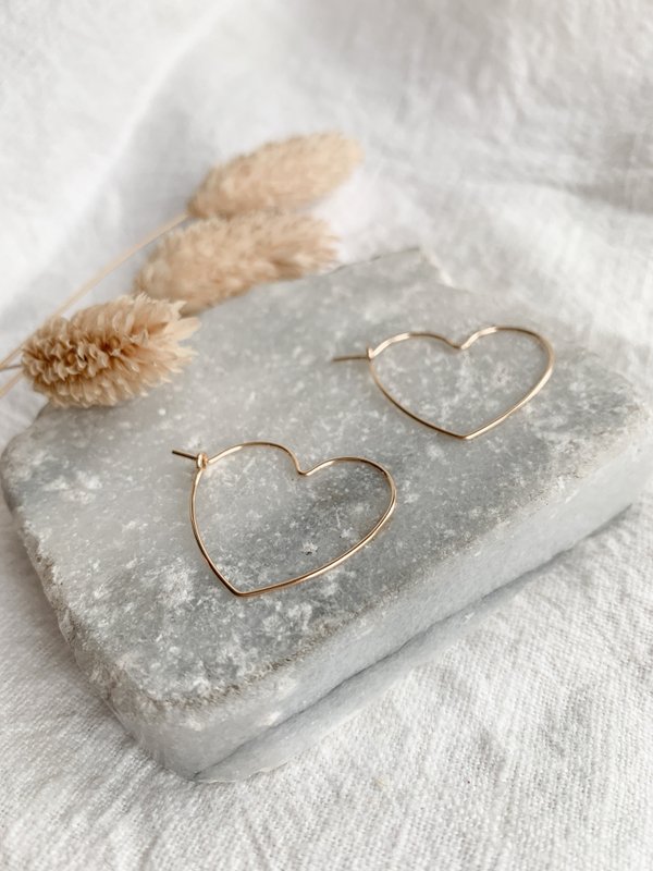 AMOR earrings