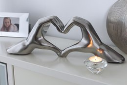 Dekoobjekt, Herz, "Heart", Händemotiv, Keramik, silberfarben, VE 2, L. 10 cm, B. 45 cm, H. 15 cm