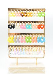Lots of jewelry with display