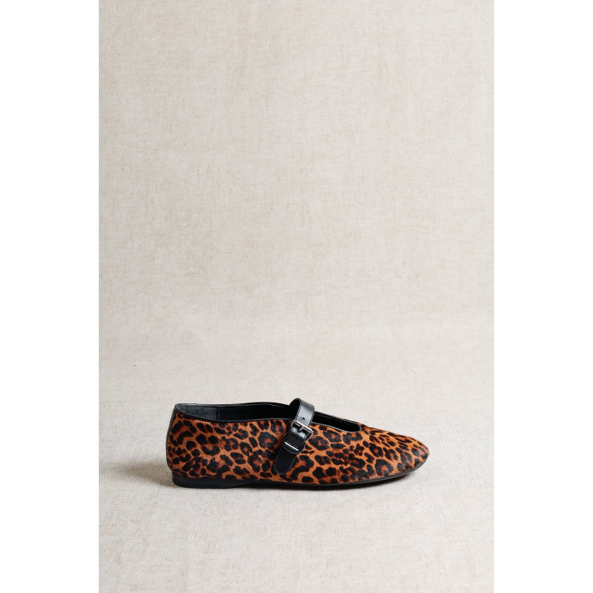 LIZA LEO – Mary Janes aus Kalbshaar mit Leopardenmuster