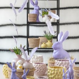 Poly Hase Robby, 2 Motive, H14,5/14cm, helllila