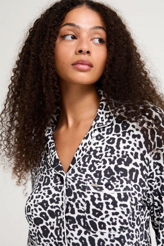 Ensemble pyjama long en bambou en léopard de luxe