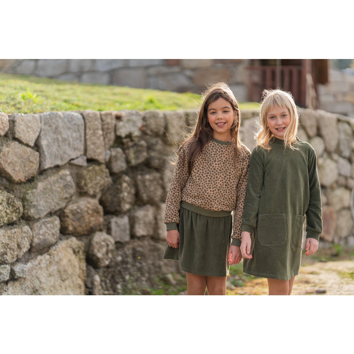 Crop Pulli Virginia Camel Print