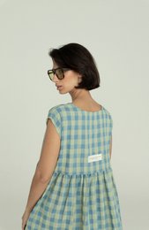 09h - Mid Squared Dress