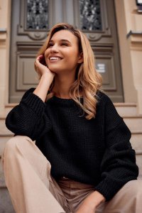 GIGI Wollpullover – DEEP BLACK