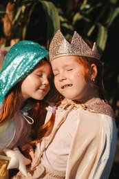 Kroon met ‘roségouden pailletten’ voor kinderen