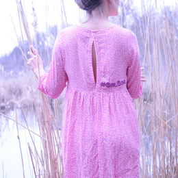 Sommerkjole %23GirlBoss PINK viskose med leoprint %23StatementFashion "The Message Dress"
