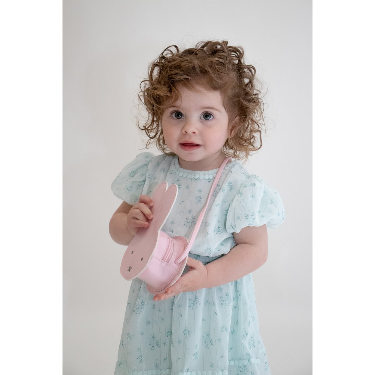 Sac bandoulière enfant Miffy Rose Collection ©Mercis Bv