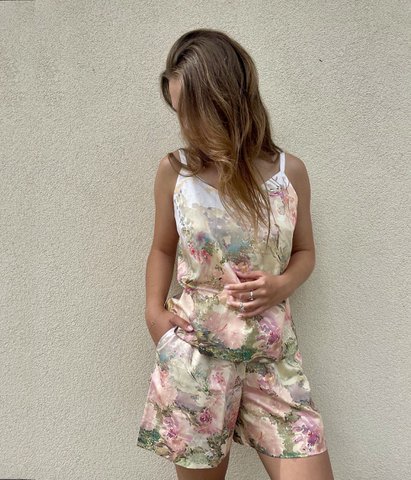Two piece set Nostalgia (blouse + shorts)