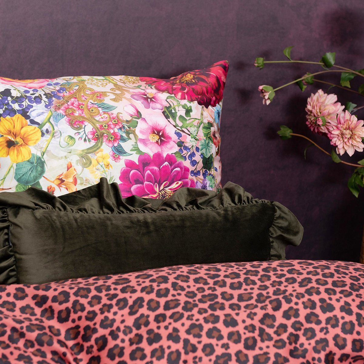 Melli Mello Floral Attraction Dekbedovertrek | Tropische Bloemen | Katoensatijn