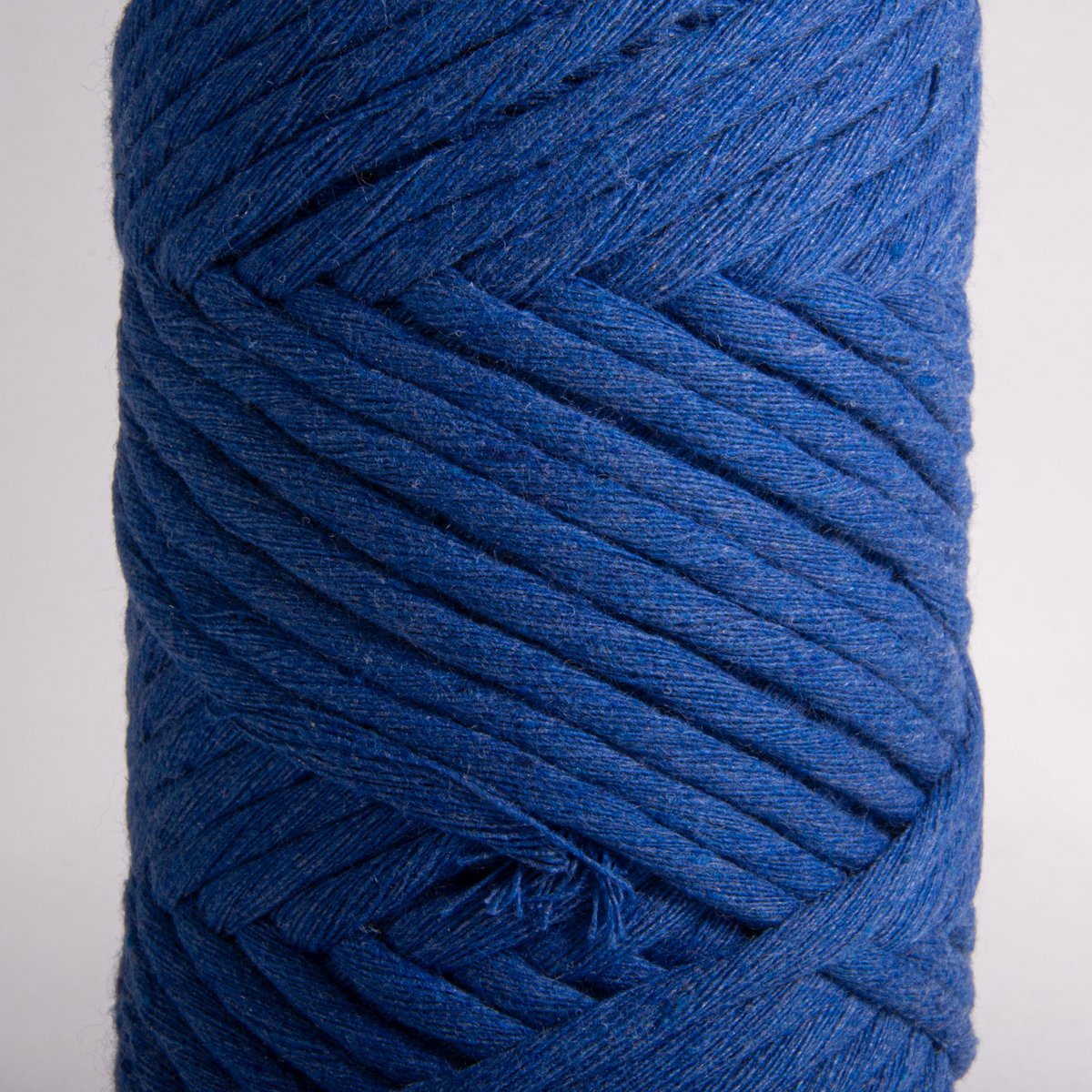 Sensy Premium 3 mm - cordoncino macramè a filo singolo in cotone riciclato al 100%.