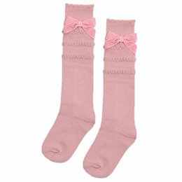 Soft pink knee socks with velvet bow detail, available in sizes 15/17 to 31/34. Ideal for kids' fashion and comfort.
The product is a pack of knee socks for kids, featuring a soft pink color and a velvet bow detail. The socks come in a range of sizes from 15/17 to 31/34, catering to different age groups. The soft, comfortable material and stylish design make these socks a great choice for kids' fashion and everyday wear.
