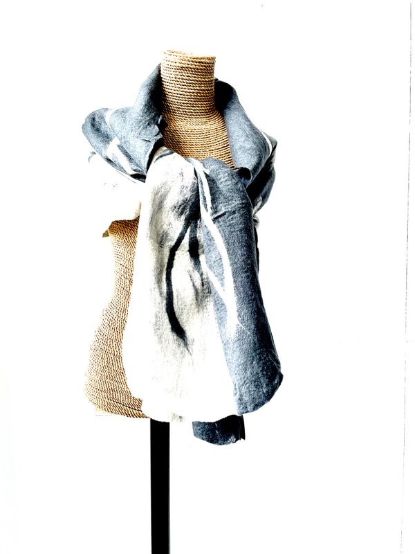 | Scarf | Merino wool | Silk | Handmade | Fair Trade | Nepal