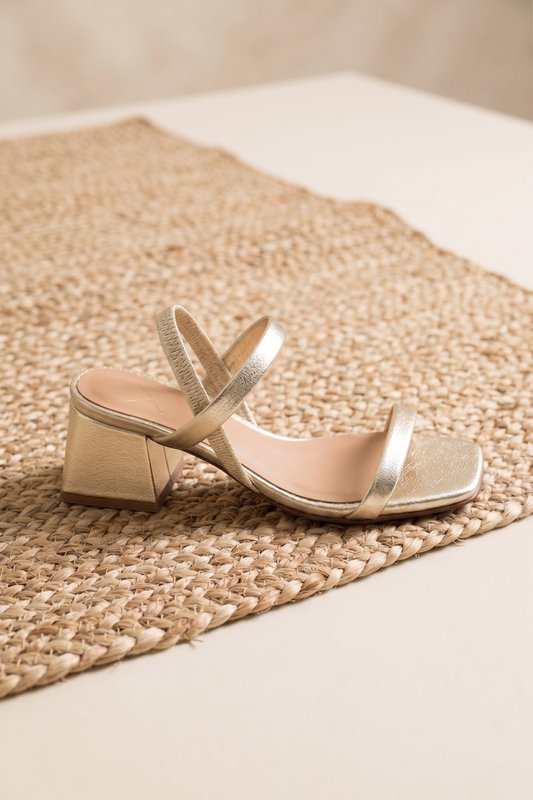POPPY GOLD – Riemchensandale mit Absatz