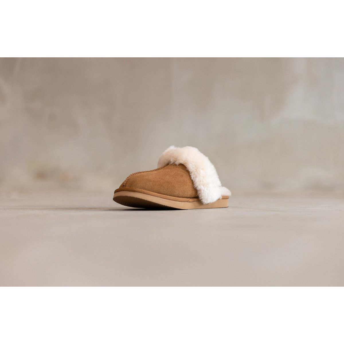 Pantofel Lumi | wielbłąd | Rozmiar 37-43
