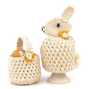Luna-Leena Easter 2x egg warmer bunny / rabbit off white - organic cotton - hand crocheted in Nepal