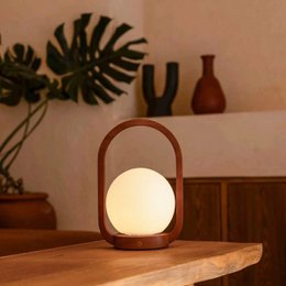 Skye Chestnut Brown ledningsfri trælampe