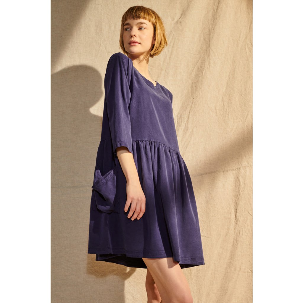 Lena dress in dark blue Tencel for women