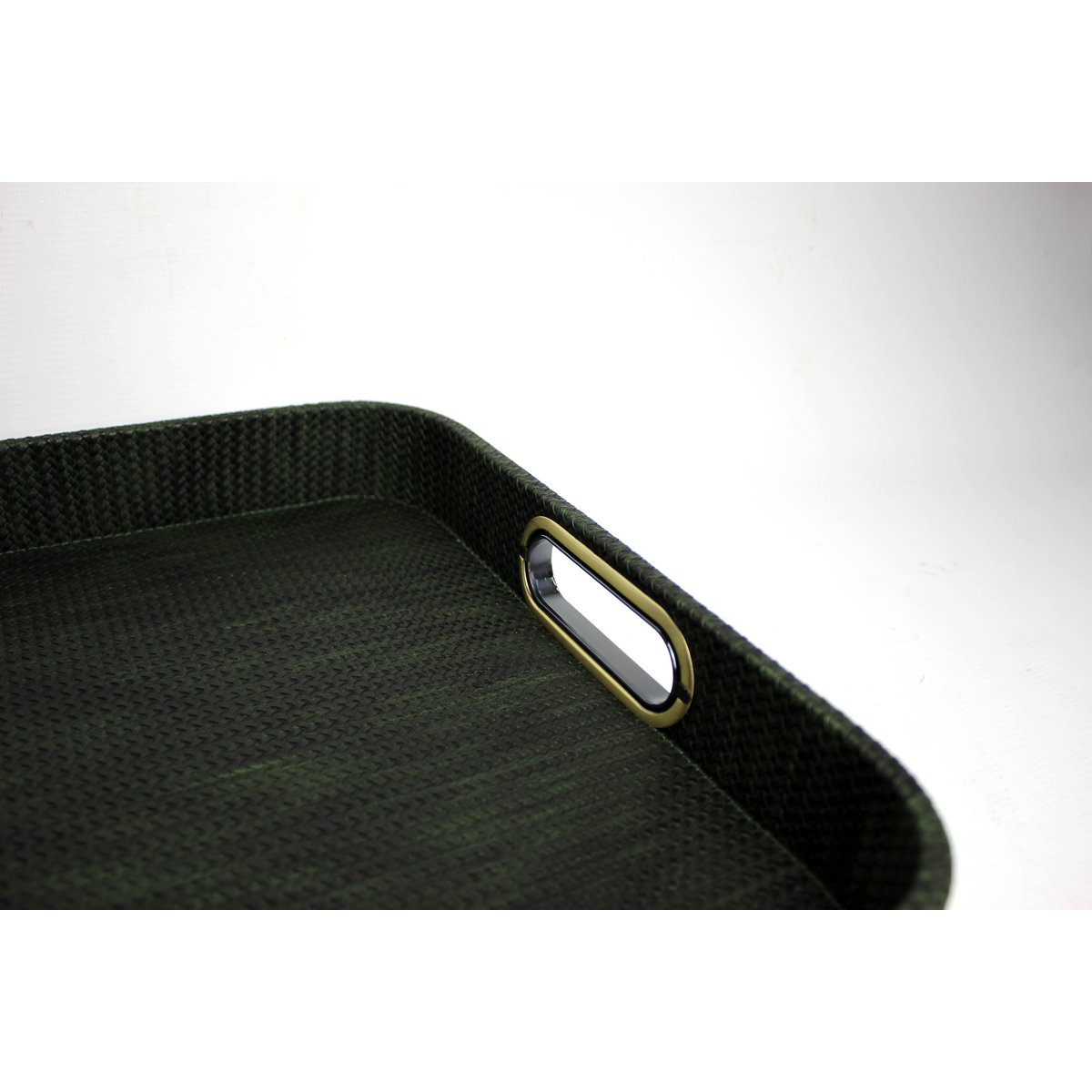 Tablet Look tressé vert avec poignées en laiton 45 × 33 × 6cm