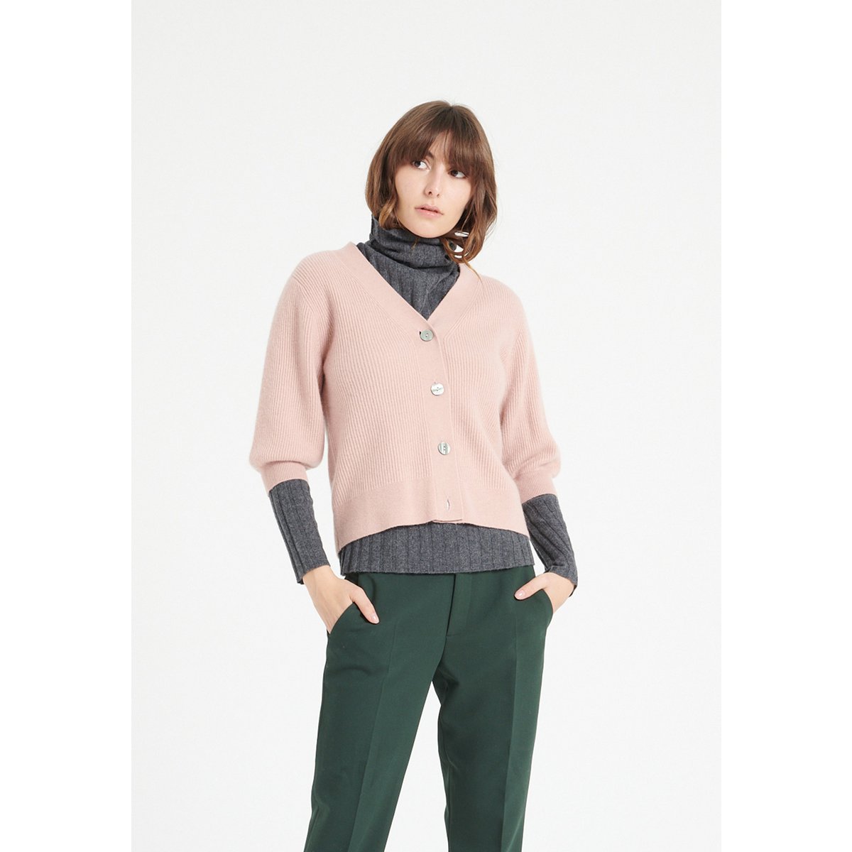 MIA 13 Cardigan scollo a V a maniche corte in cashmere con lavorazione a coste rosa cipria
