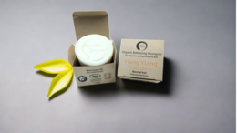 Bio -zertifizierter Ausgleich solides Shampoo - Ylang Ylang - Normal & alle Haartypen 60g