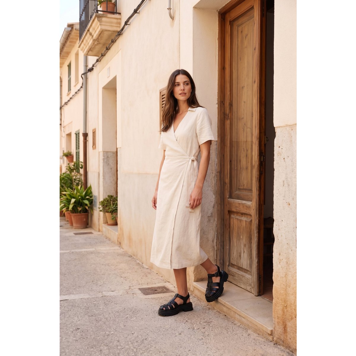 CALA BLACK- Chunky Fisherman Sandals