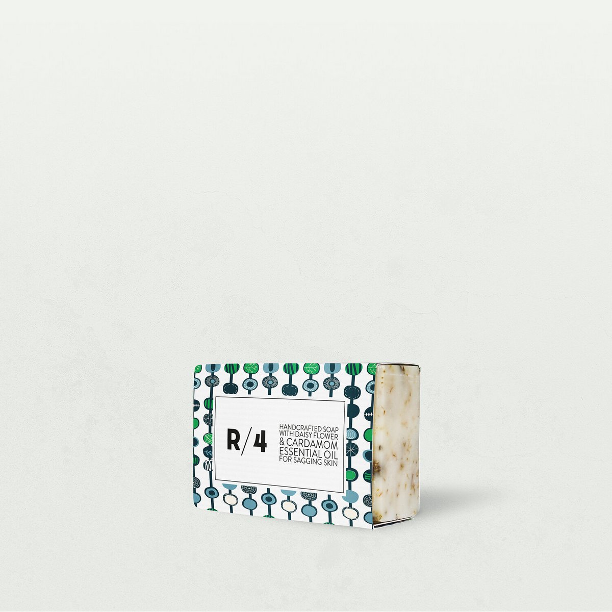 R/4 Handcrafted Soap with Daisy Flower and Cardamom Essential Oil - Sagging Skin